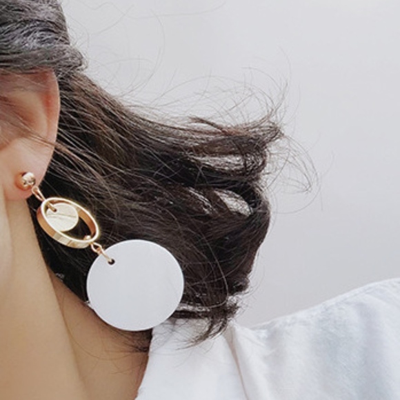 NEW Unique Style Circle Handmade Earrings - Picture 2 of 2